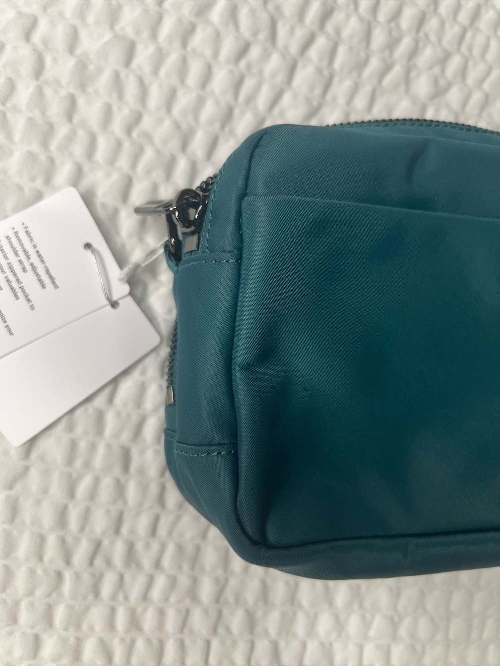 Lululemon Everywhere Crossbody Bag 2L Deep Marina Gunmetal - Picture 5 of 5